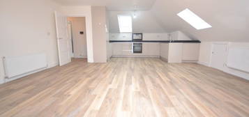 2 bed flat to rent