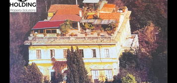 Villa in vendita in viale Platone, 40