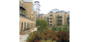 Flat to rent in The Belvedere, Cambridge CB2