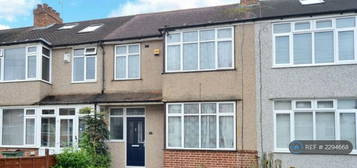 3 bedroom terraced house