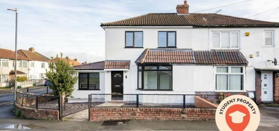 6 bedroom semi-detached house