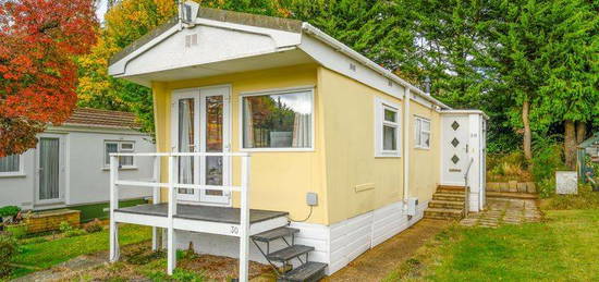 Mobile/park home for sale in Rose Park, Addlestone KT15