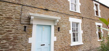 2 bed terraced house for sale