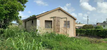 544 SW 4th St, Belle Glade, FL 33430