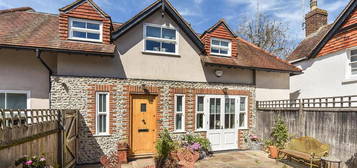 4 bedroom detached house to rent