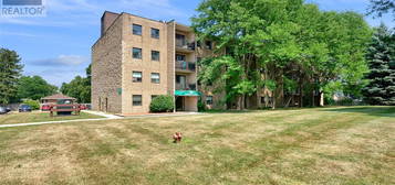 150 PARK AVENUE E ... Unit# 207, Chatham, Ontario