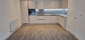 2 bed flat to rent