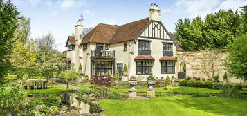 7 bedroom detached house for sale