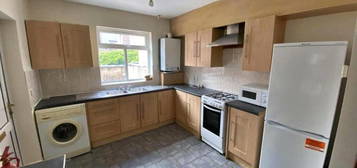 5 bedroom terraced house