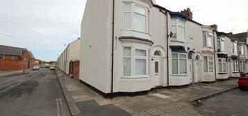 3 bedroom end of terrace house