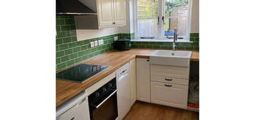 Terraced house to rent in Kinecroft, Wallingford OX10