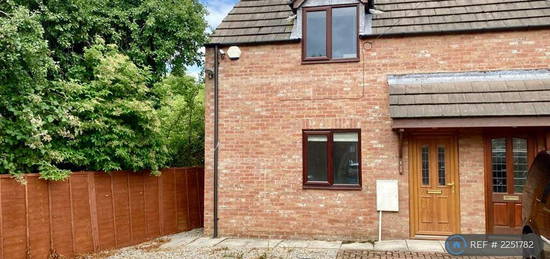 1 bedroom semi-detached house