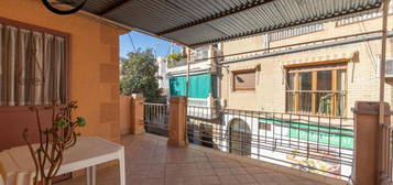 Casa adosada en venta en Barrio de Zaidín