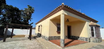 Casa o chalet en venta en Camino de la Cerradura 1, Las Lagunas - Campano