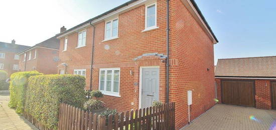 3 bedroom semi-detached house for sale