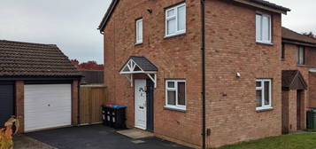 2 bed semi-detached house for sale