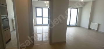 BAHÇEŞEHİR AKZİRVE STRADA2 3+1 SIFIR DAİRE