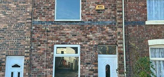 2 bedroom terraced house