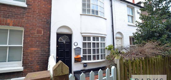 Terraced house to rent in Frederick Gardens, Brighton, East Sussex BN1