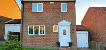 Link-detached house to rent in The Links, St. Leonards-On-Sea TN38