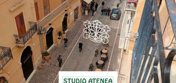 Via Atenea Centralissimo Appartamento 100 Mq