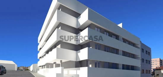 Apartamento T2 Novo Coimbrões