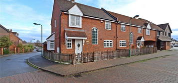 4 bed semi-detached house for sale