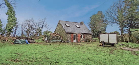 Cotes D'armor proche de Rostrenen, Maison Individuelle en Pierre 1 Chambre à Vendre