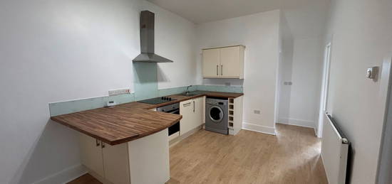 2 bed flat to rent