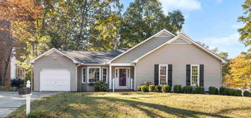 2 Ashley Ln, Taylors, SC 29687