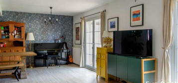 Maison  à vendre, 6 pièces, 4 chambres, 130 m²