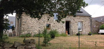 Maison en pierre à Questembert, hameau au calme