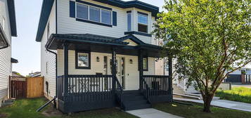 3003 49th St, Beaumont, AB T4X 1S6