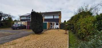 3 bed semi-detached house for sale