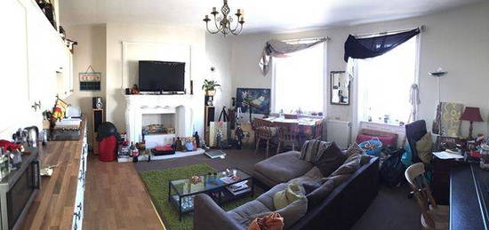 2 bed flat to rent