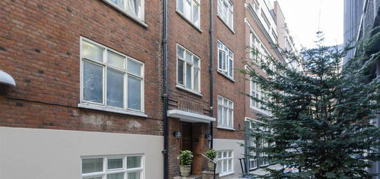 Studio to rent in Crane Court, Fleet Street, London EC4A