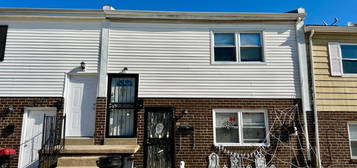 585 Allengrove St Unit 2, Philadelphia, PA 19120