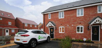 2 bedroom semi-detached house