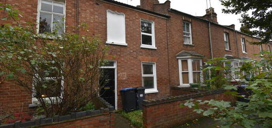 2 bedroom terraced house