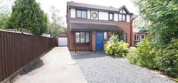 2 bed semi-detached house for sale