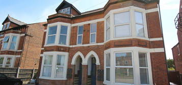 Flat to rent in Radcliffe Road, West Bridgford, Nottingham NG2