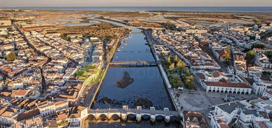 Venda de pequeno Hotel em Tavira