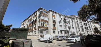 PATU EMLAK'TAN FERHATPAŞA İLKOKULU YANINDA SATILIK 3+1 DAİRE