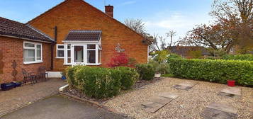 2 bedroom semi-detached bungalow for sale