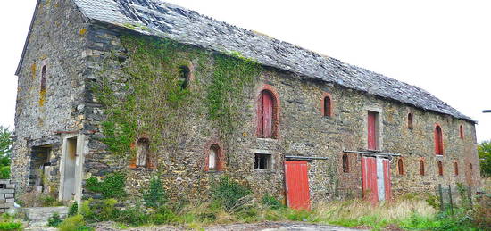 Longère à rénover proche d'Étrelles