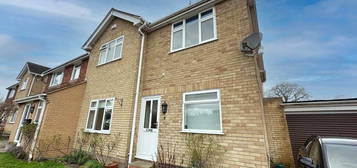 2 bed semi-detached house to rent