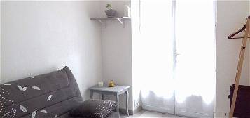 Carcassonne centre ville ideal etudiant lumineux studio meuble