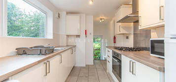 Maisonette to rent in Greystoke Avenue, Sandyford, Newcastle Upon Tyne NE2