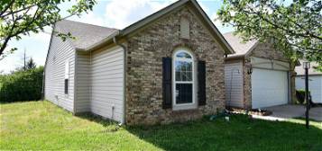2214 Leaf Dr, Indianapolis, IN 46229