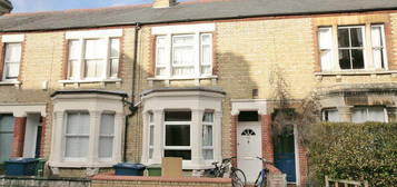 6 bedroom terraced house